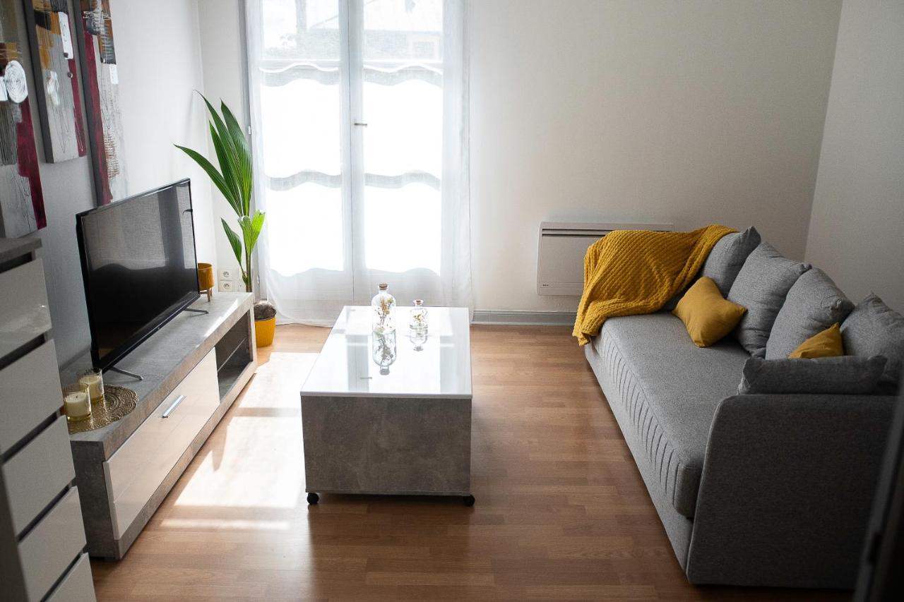 Lorraine Apartment Mantes-la-Jolie ภายนอก รูปภาพ