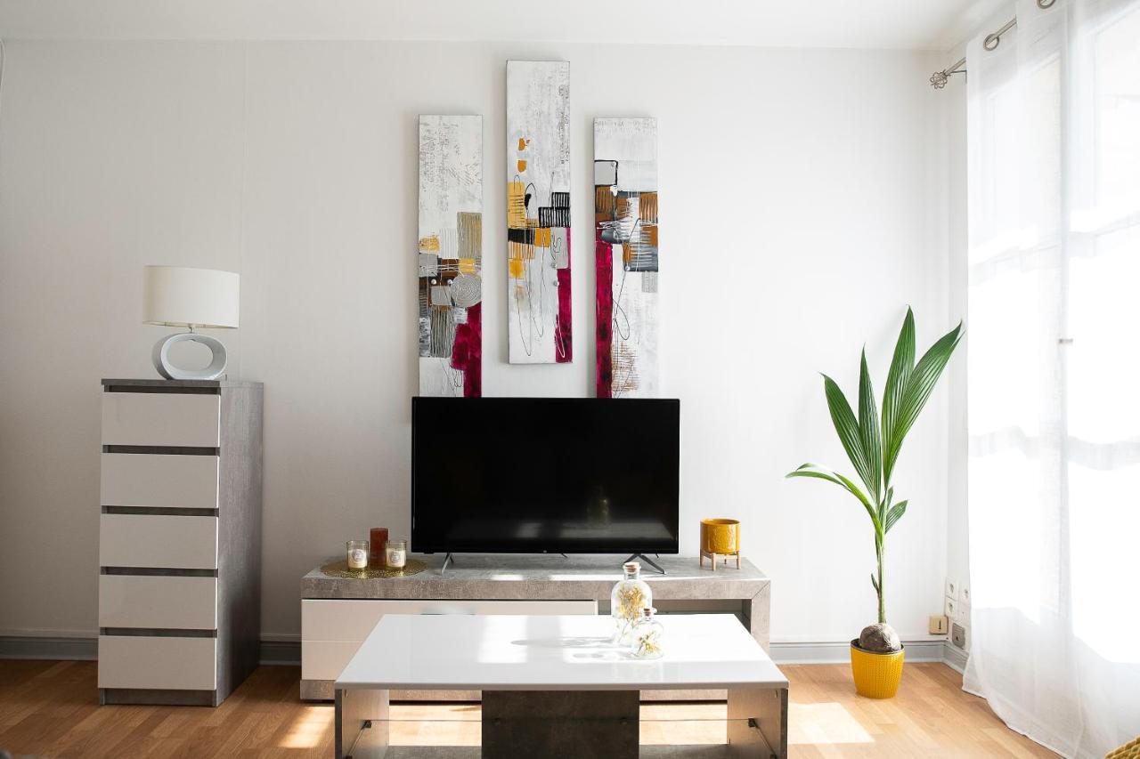 Lorraine Apartment Mantes-la-Jolie ภายนอก รูปภาพ